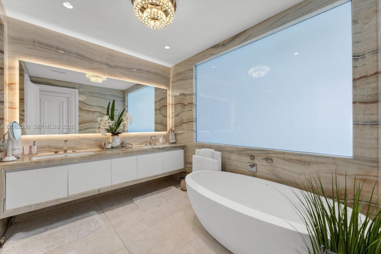 17901 Collins Ave, Unit 802, Sunny Isles Beach, FL 33160 Photo