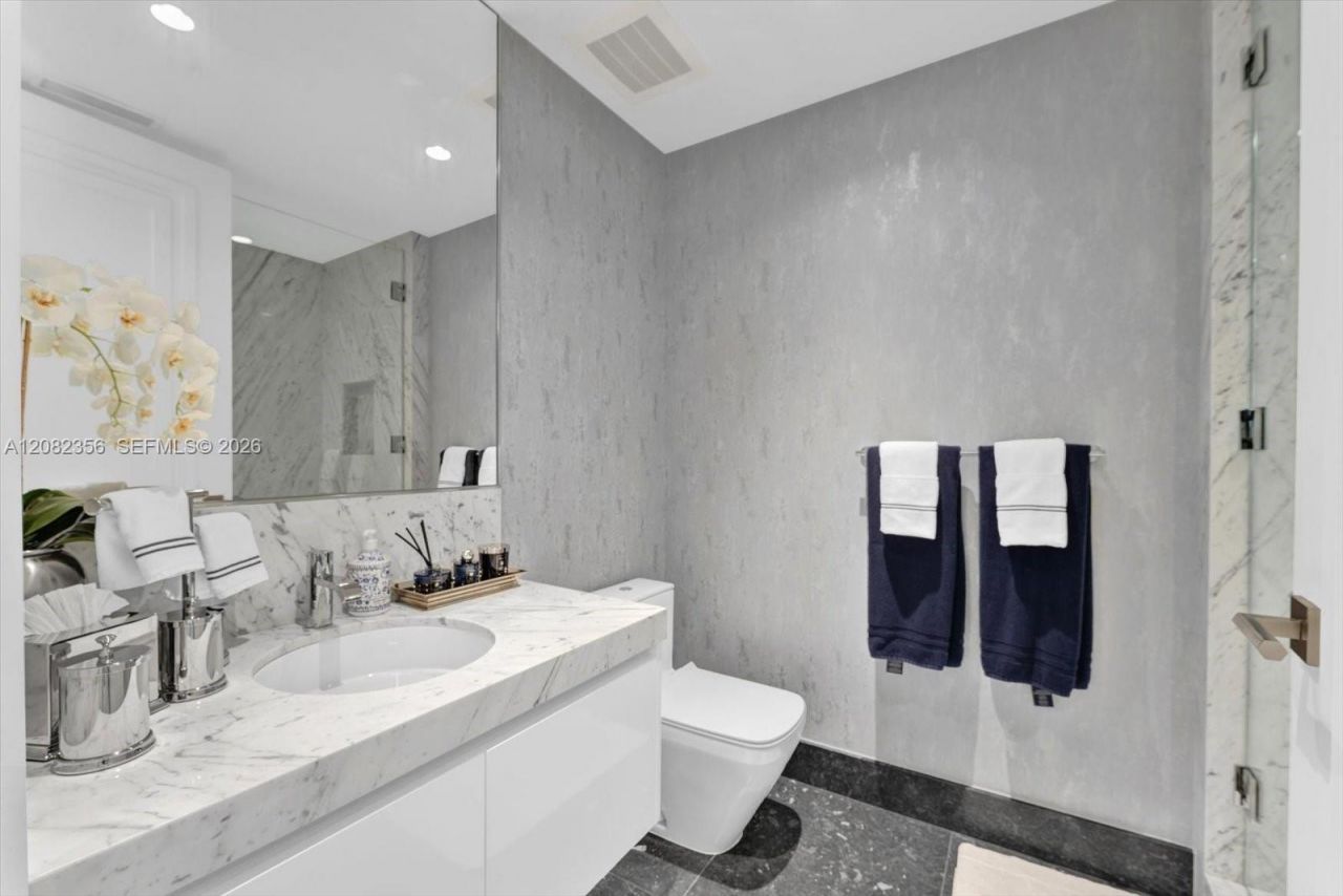 17901 Collins Ave, Unit 802, Sunny Isles Beach, FL 33160 Photo