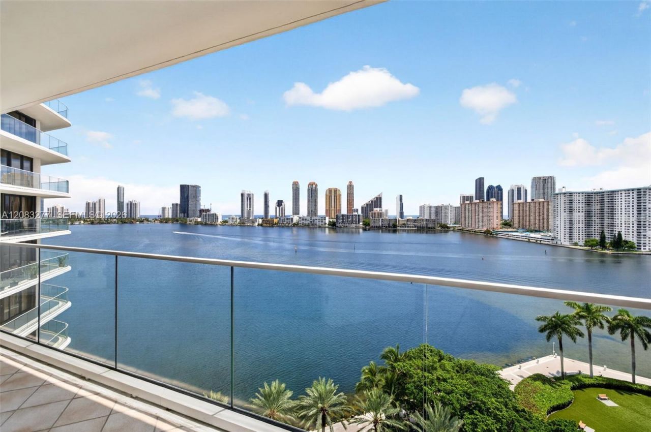 2800 Island Blvd, Unit 1202, Aventura, FL 33160 Photo