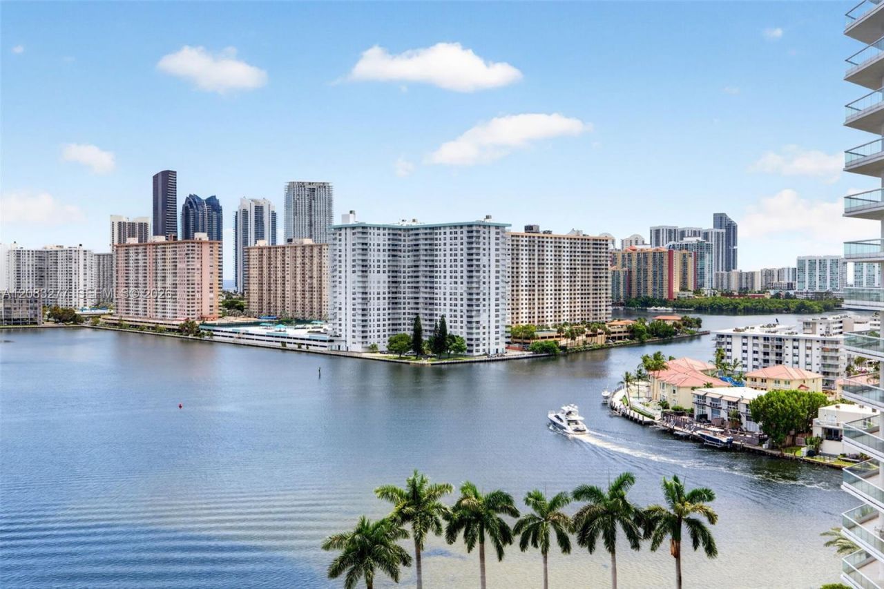 2800 Island Blvd, Unit 1202, Aventura, FL 33160 Photo