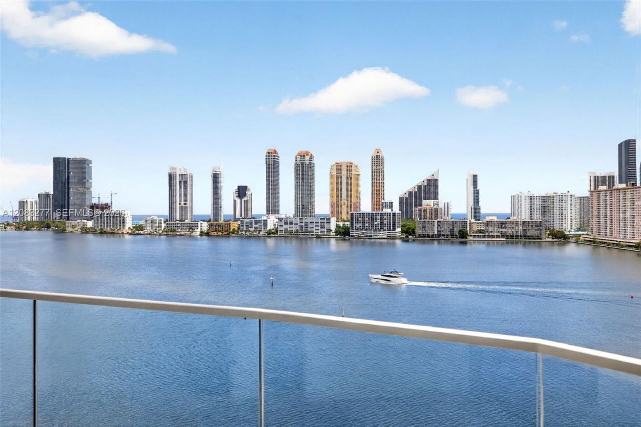 2800 Island Blvd, Unit 1202, Aventura, FL 33160 Photo