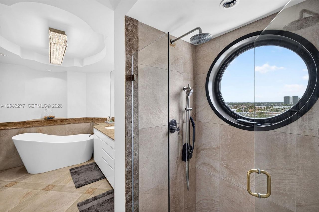 2800 Island Blvd, Unit 1202, Aventura, FL 33160 Photo
