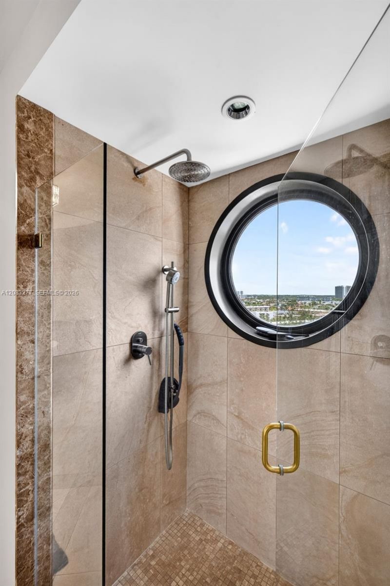 2800 Island Blvd, Unit 1202, Aventura, FL 33160 Photo