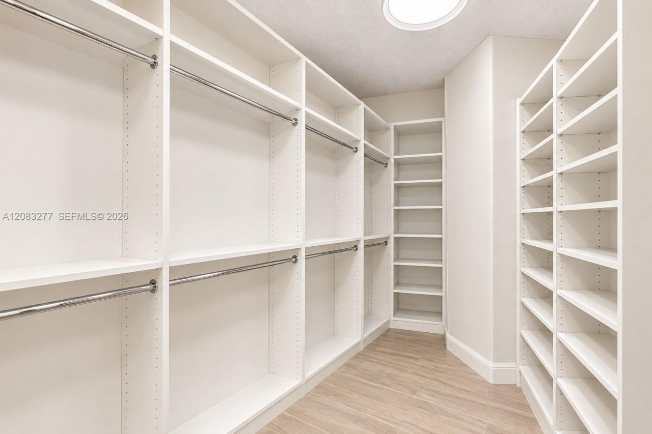 2800 Island Blvd, Unit 1202, Aventura, FL 33160 Photo