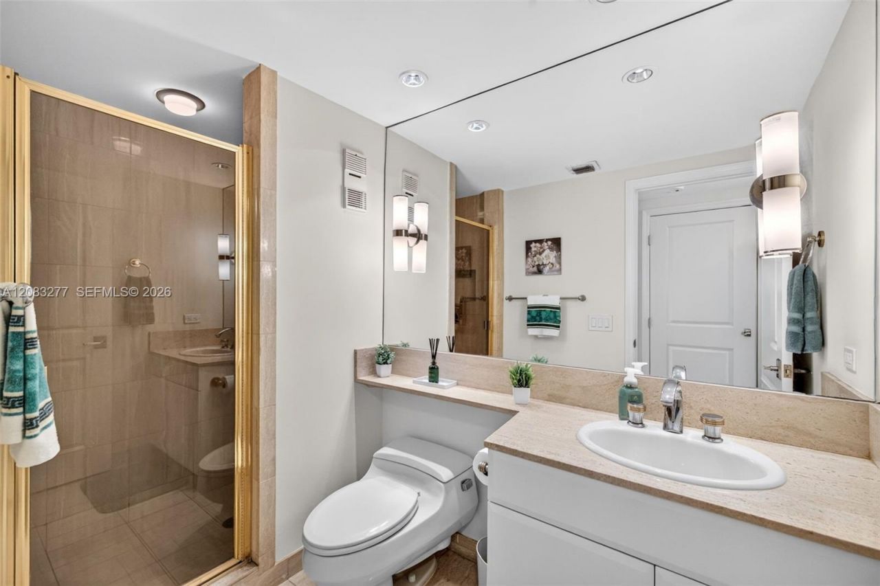 2800 Island Blvd, Unit 1202, Aventura, FL 33160 Photo