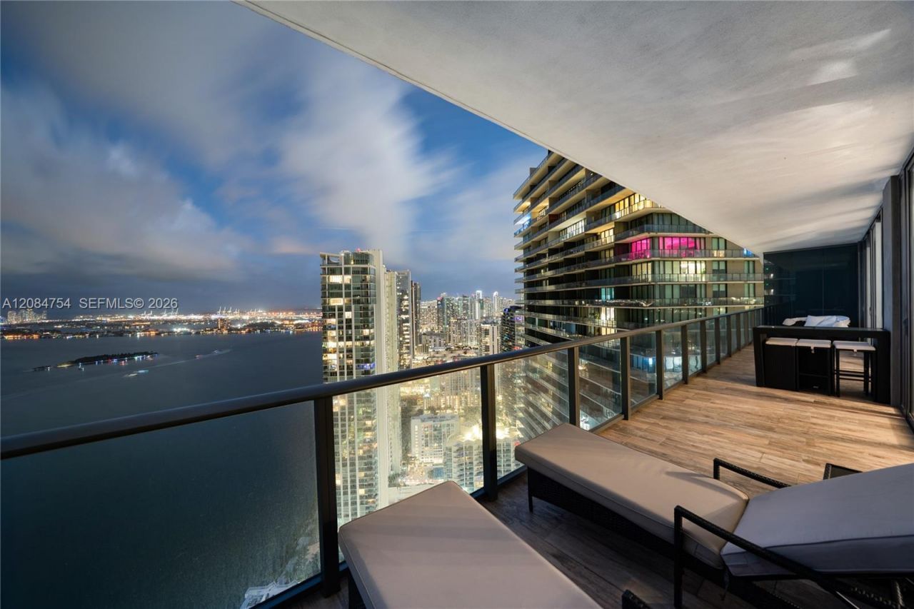 650 NE 32nd St , Unit PH5003, Miami, FL 33137 Photo