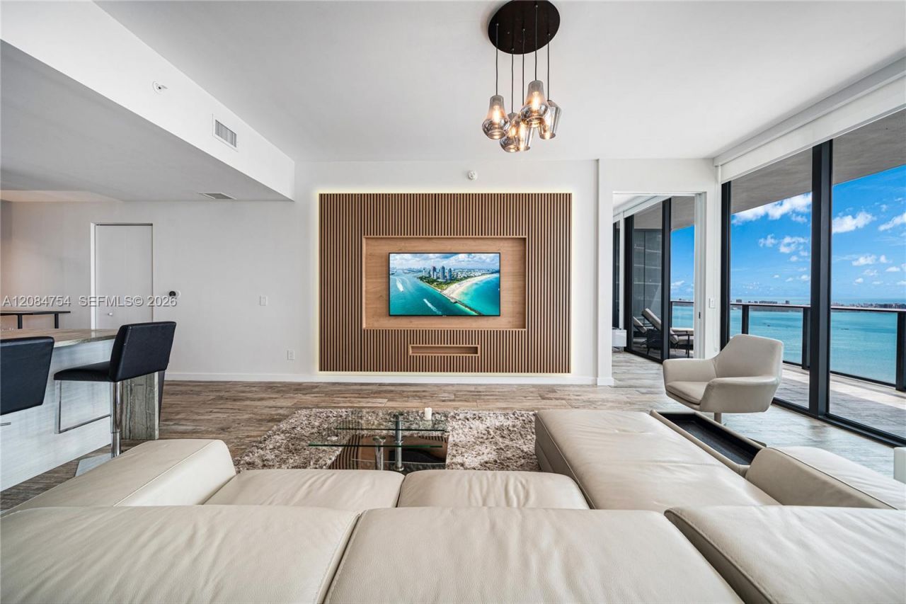 650 NE 32nd St , Unit PH5003, Miami, FL 33137 Photo