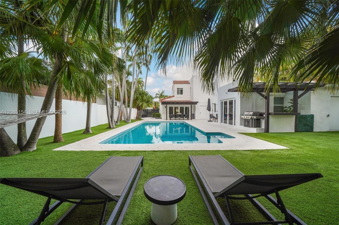 5237 La Gorce Drive, Miami Beach, FL 33140 Photo