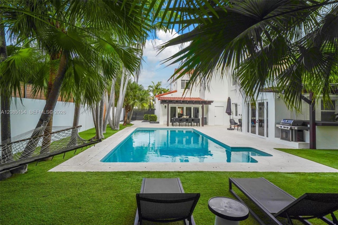 5237 La Gorce Drive, Miami Beach, FL 33140 Photo