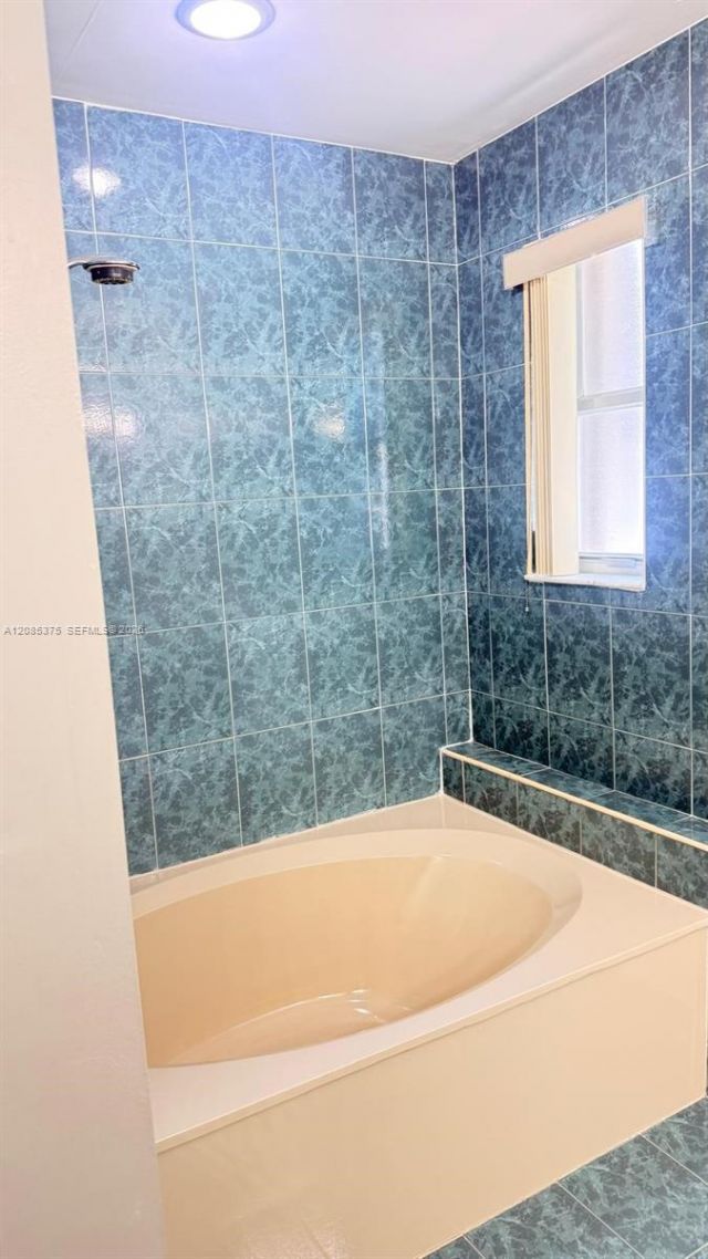 16042 SW 86th Ln, Unit 16042, Miami, FL 33193 Photo