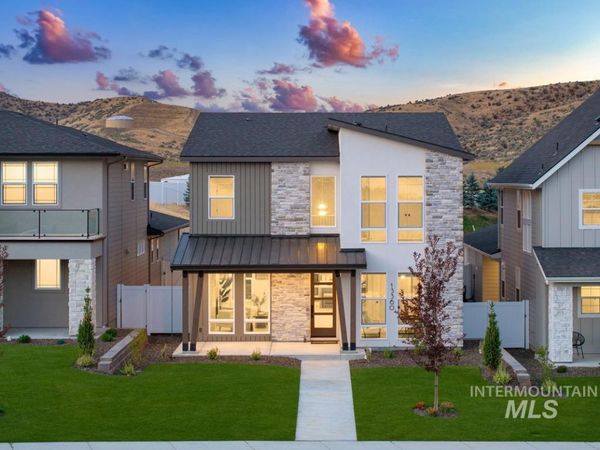 13360 N Spring Creek Way, Boise, ID 83714