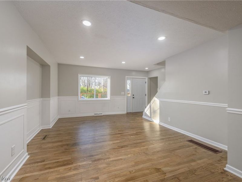 3169 Raceside Drive , Akron, OH 44319 Photo 6