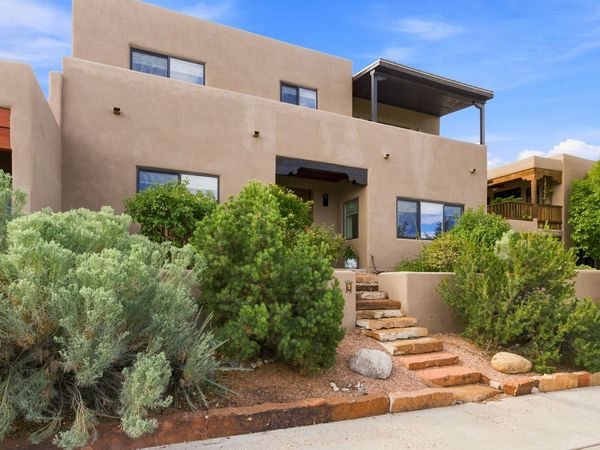 6 Camino del Centro , Santa Fe, NM 87507