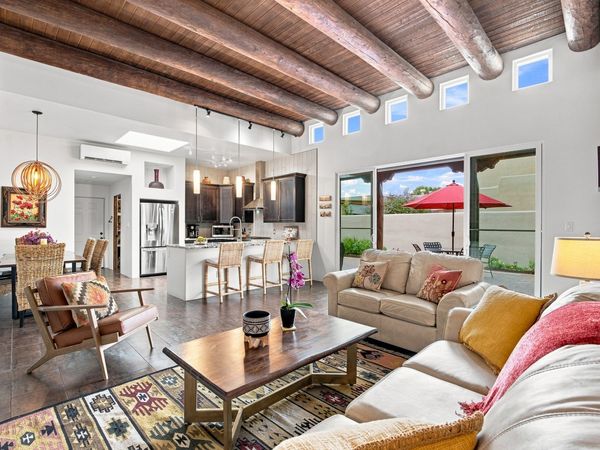 6 Camino del Centro, Santa Fe, NM 87507