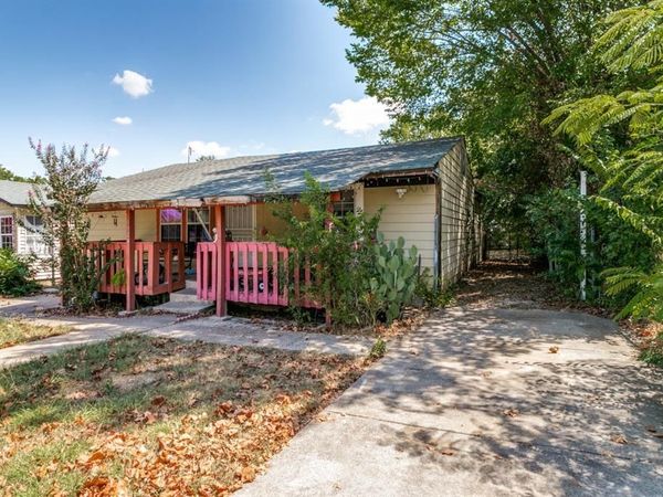 4329 Lubbock Avenue , Fort Worth, TX 76115
