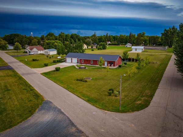 573 Railroad Avenue , Gonvick, MN 56644