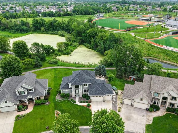 6786 Yellowstone Lane N, Maple Grove, MN 55311