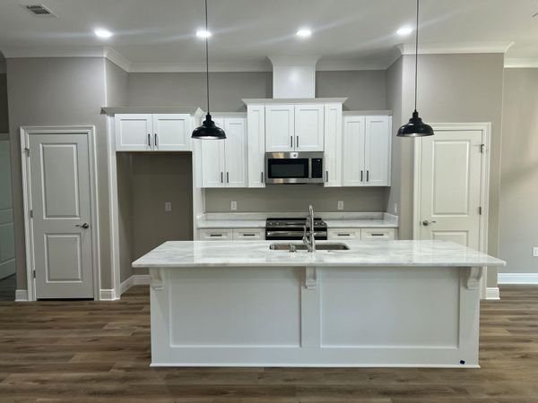 8393 Sevilla Street, Navarre, FL 32566