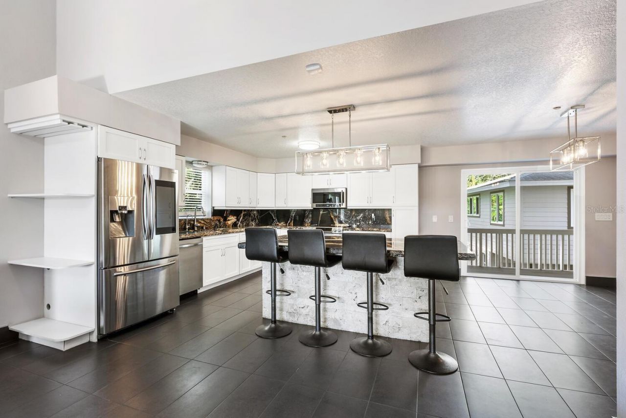 651 Avenida Del Norte, Sarasota, FL 34242 Photo