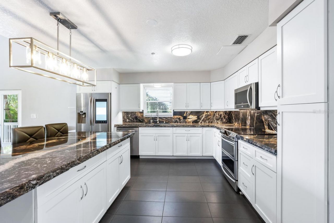 651 Avenida Del Norte, Sarasota, FL 34242 Photo