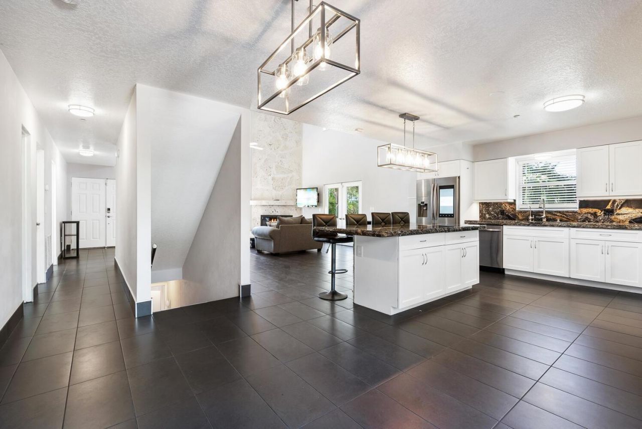 651 Avenida Del Norte, Sarasota, FL 34242 Photo