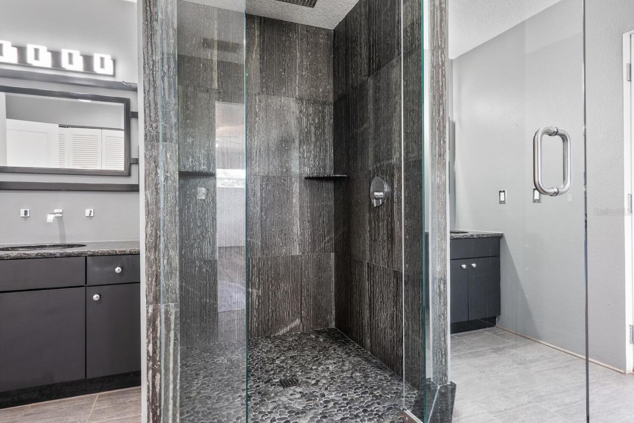 651 Avenida Del Norte, Sarasota, FL 34242 Photo