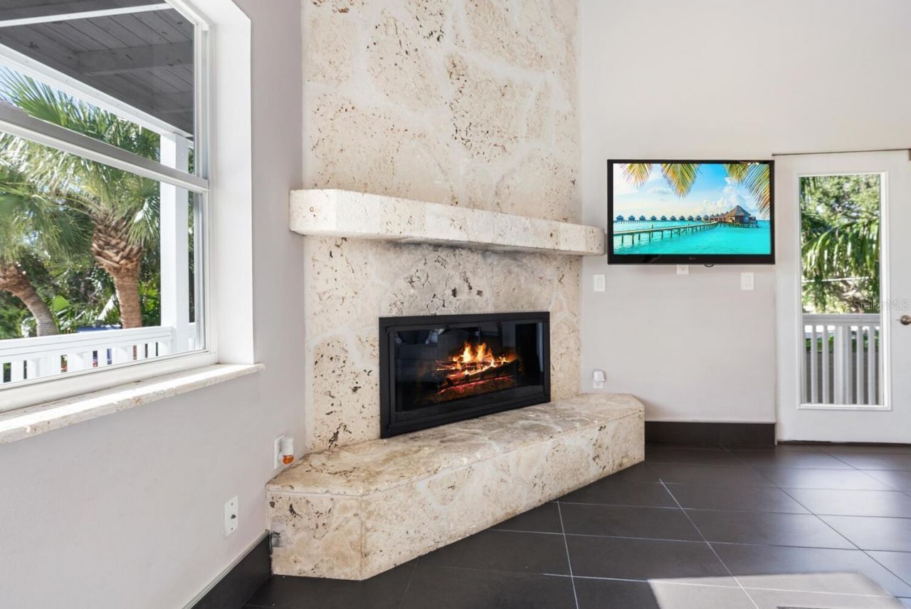 651 Avenida Del Norte, Sarasota, FL 34242 Photo