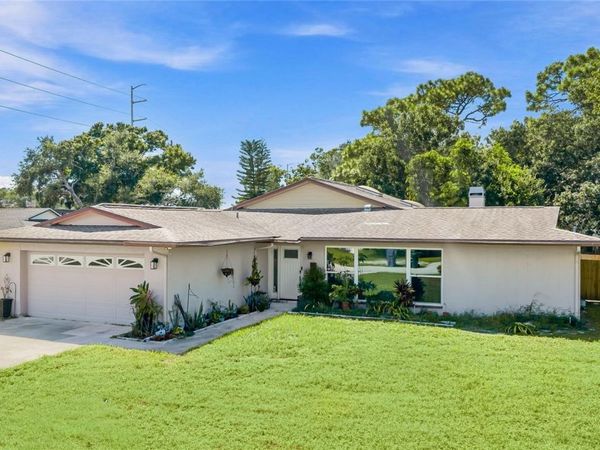 802 EMBASSY ROAD , LARGO, FL 33771