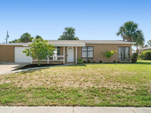 3074 BROADPOINT DRIVE , PUNTA GORDA, FL 33983