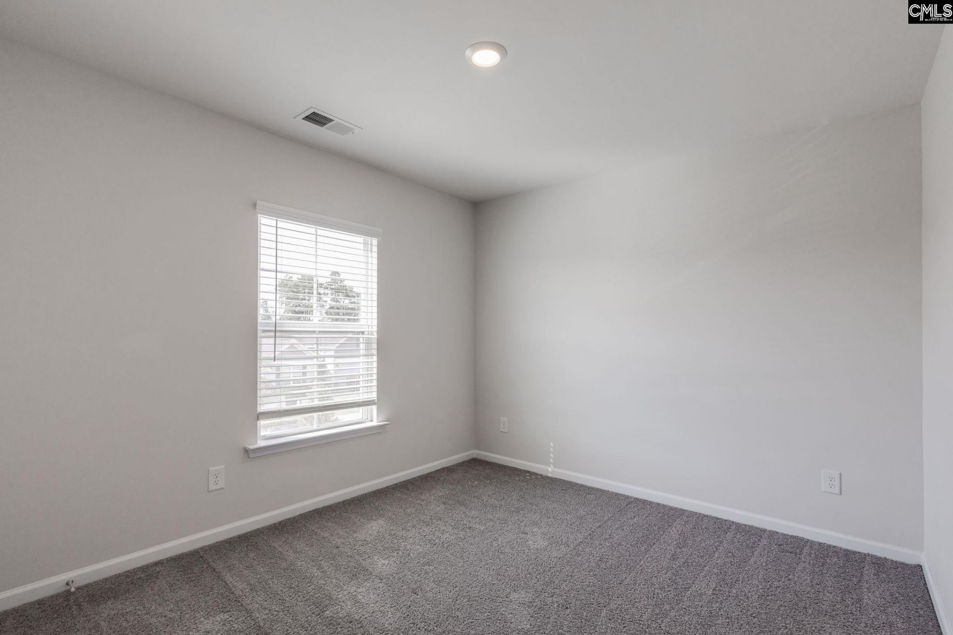 262 Bent Holly Drive Photo 13