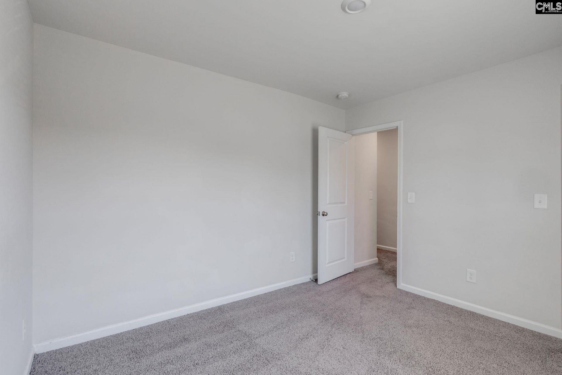 262 Bent Holly Drive Photo 14
