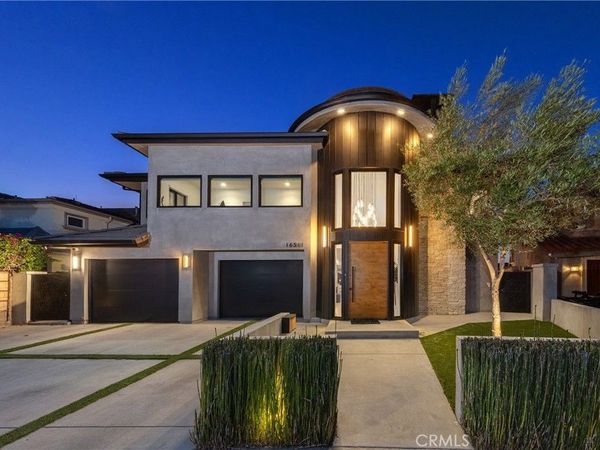 16511 Carousel, Huntington Beach, CA 92649
