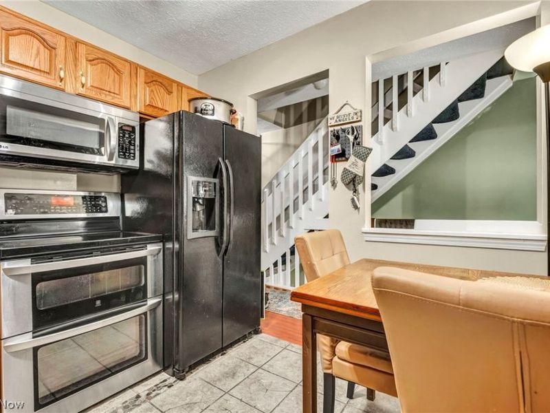4226 River Ridge Drive , Cleveland, OH 44109 Photo 10