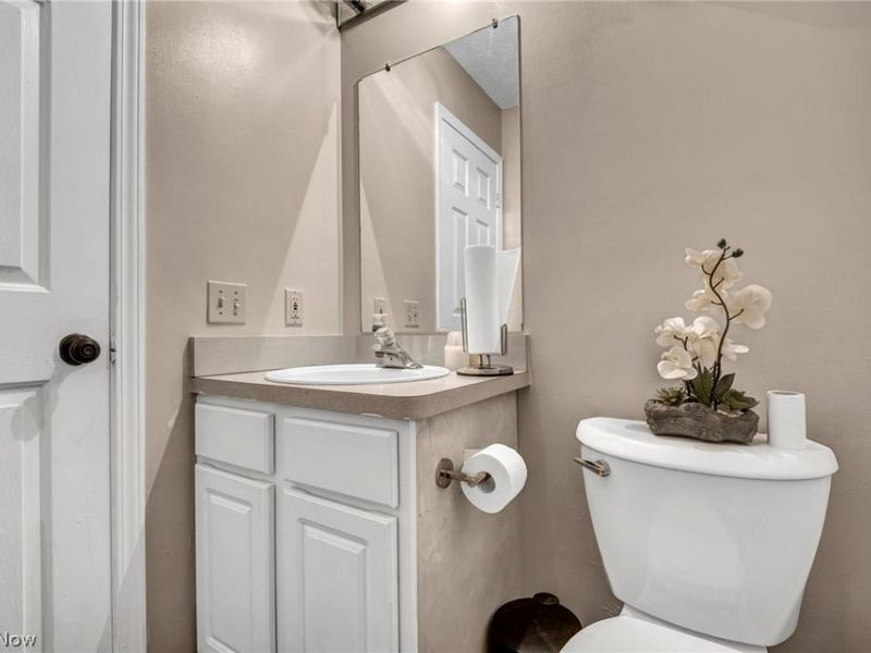 4226 River Ridge Drive , Cleveland, OH 44109 Photo 26