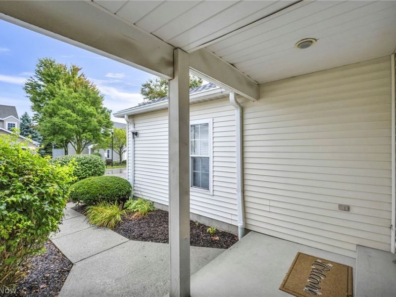 4226 River Ridge Drive , Cleveland, OH 44109 Photo 5