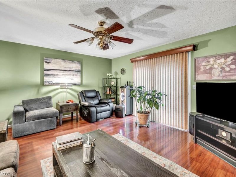 4226 River Ridge Drive , Cleveland, OH 44109 Photo 9