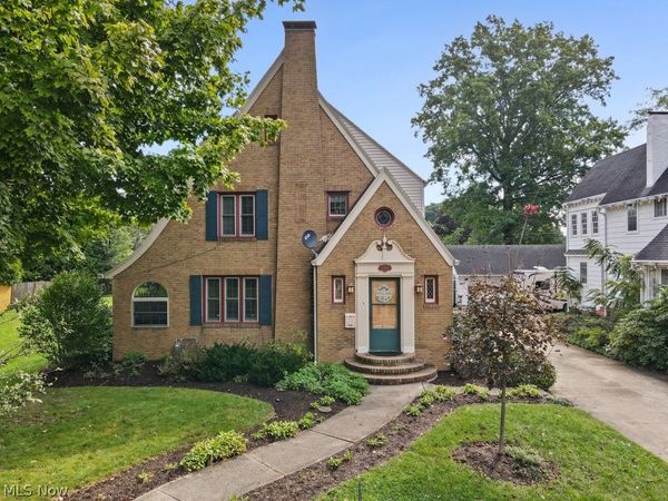 2740 Ridgewood Avenue, Alliance, OH 44601