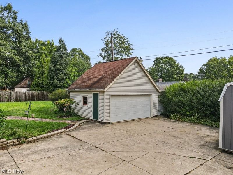 2740 Ridgewood Avenue, Alliance, OH 44601 Photo 36