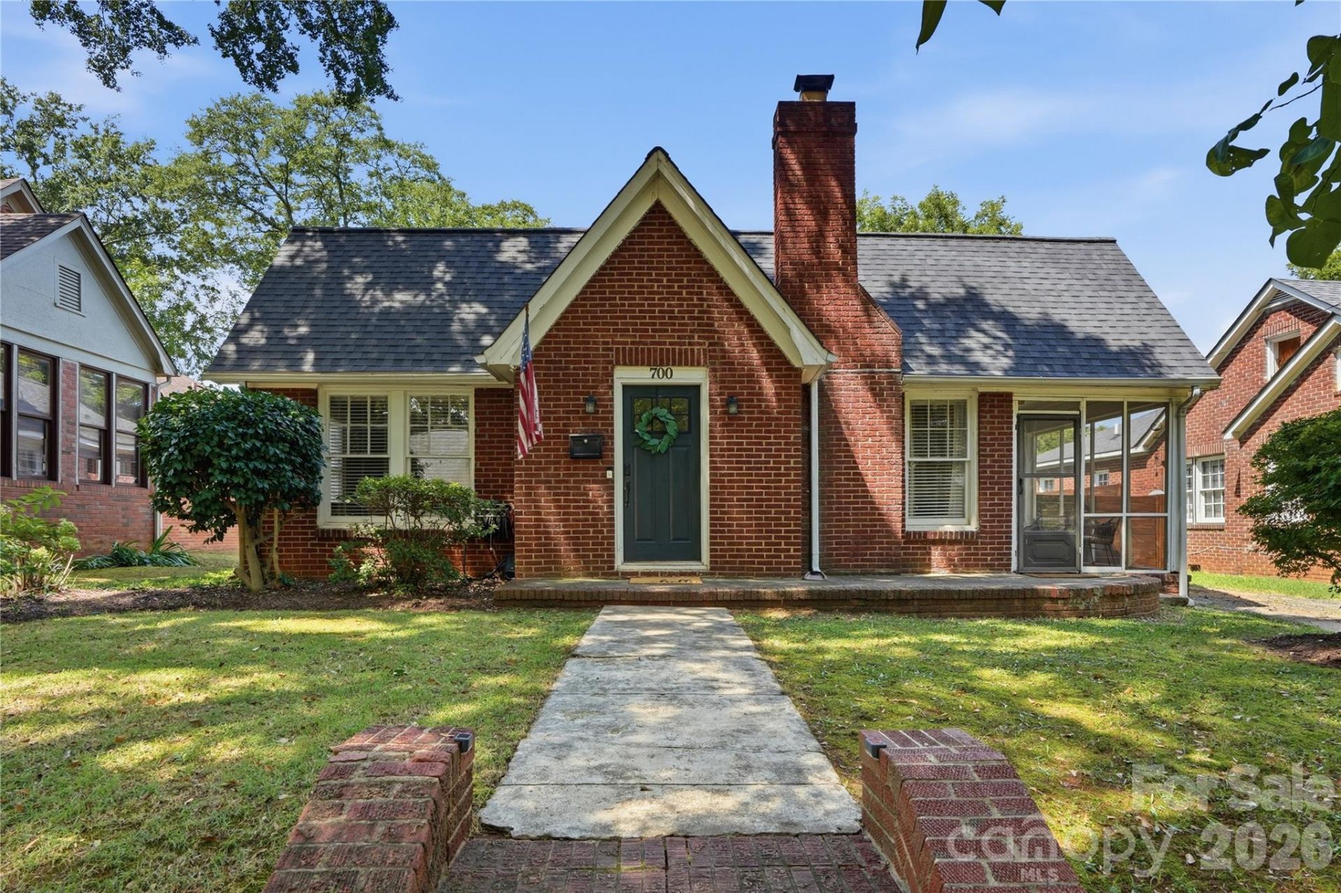 700 Woodruff Place, Charlotte, NC 28208 Main Photo
