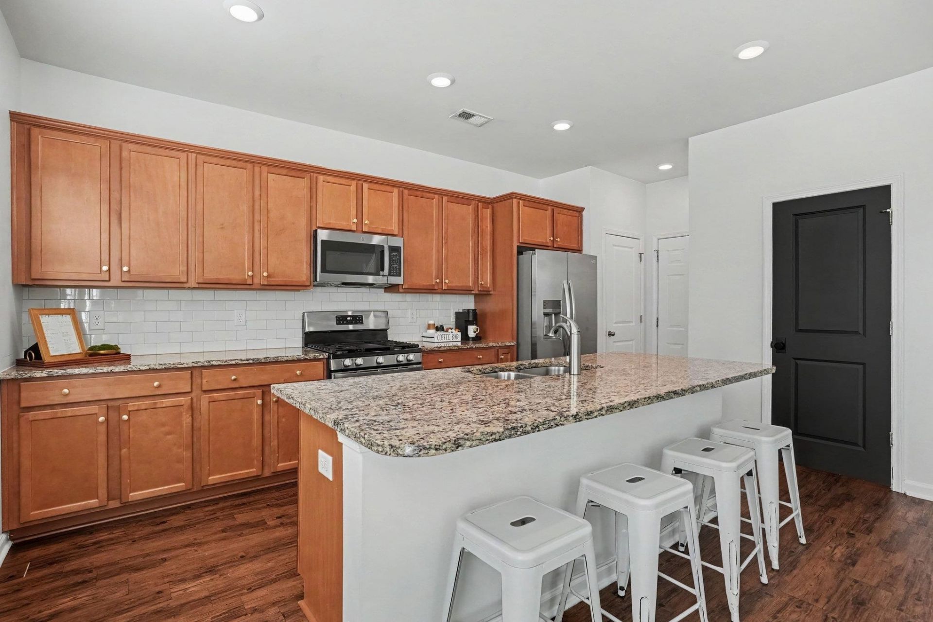 4736 Seclusion Ln. Photo 13