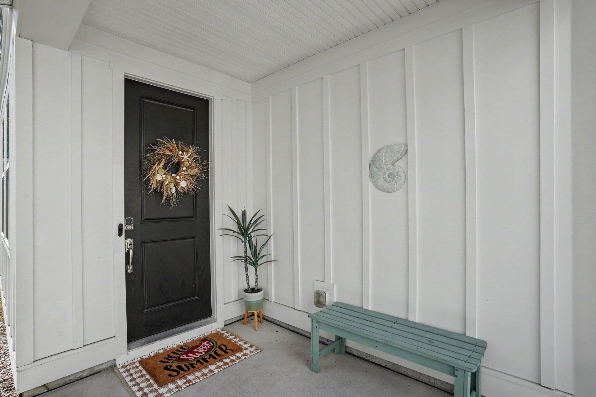 4736 Seclusion Ln. Photo 4