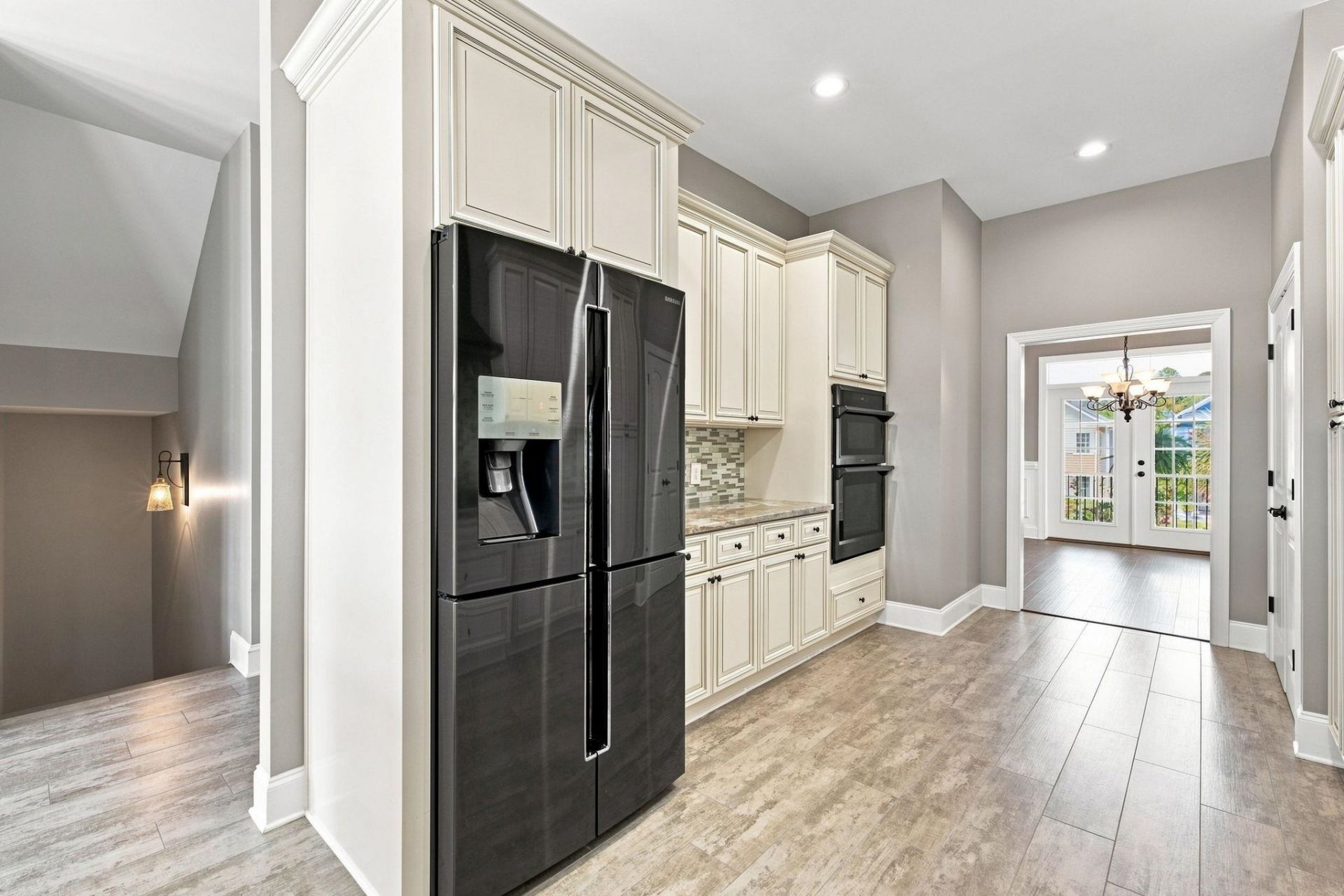369 Saint Julian Ln. Photo 10
