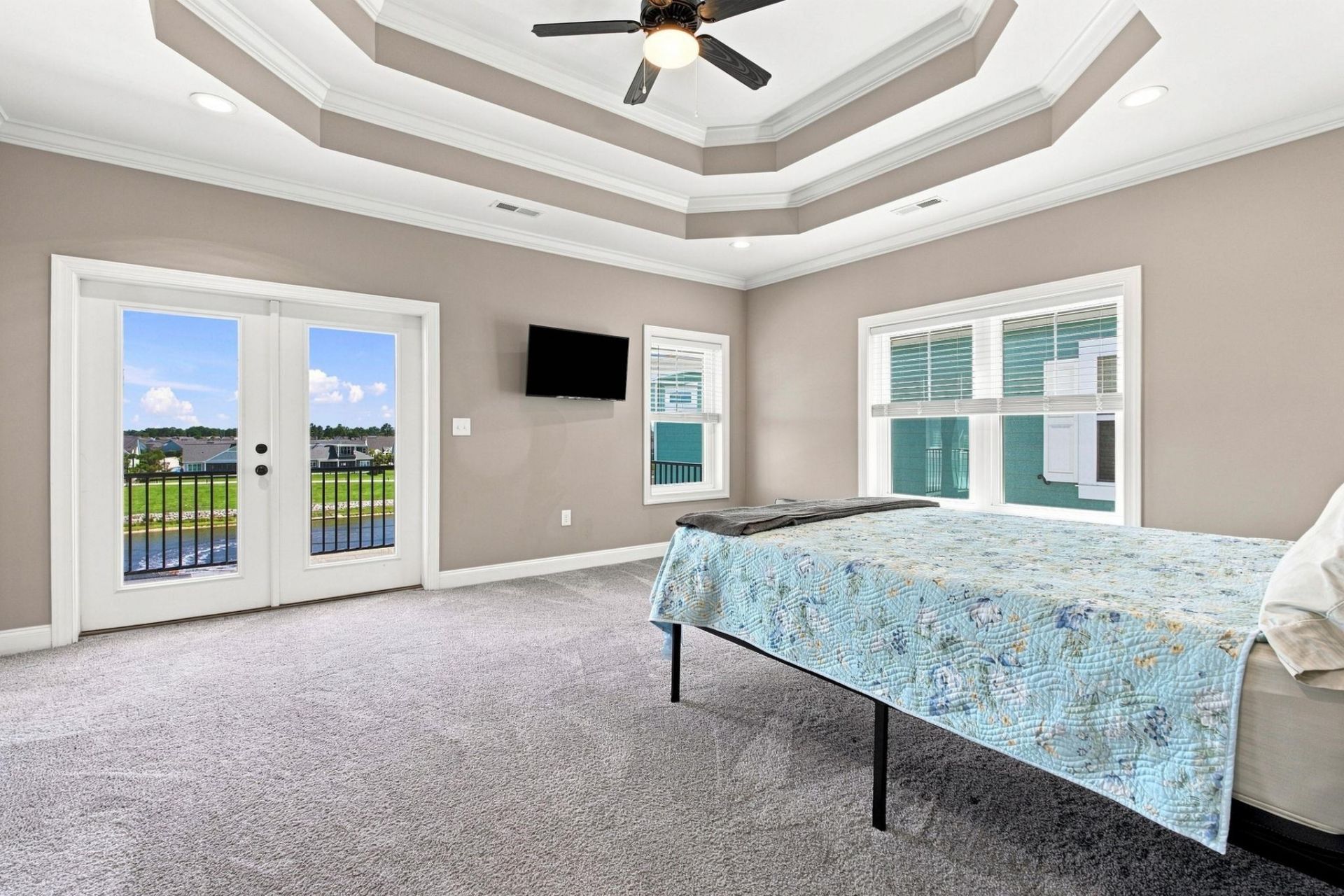 369 Saint Julian Ln. Photo 20