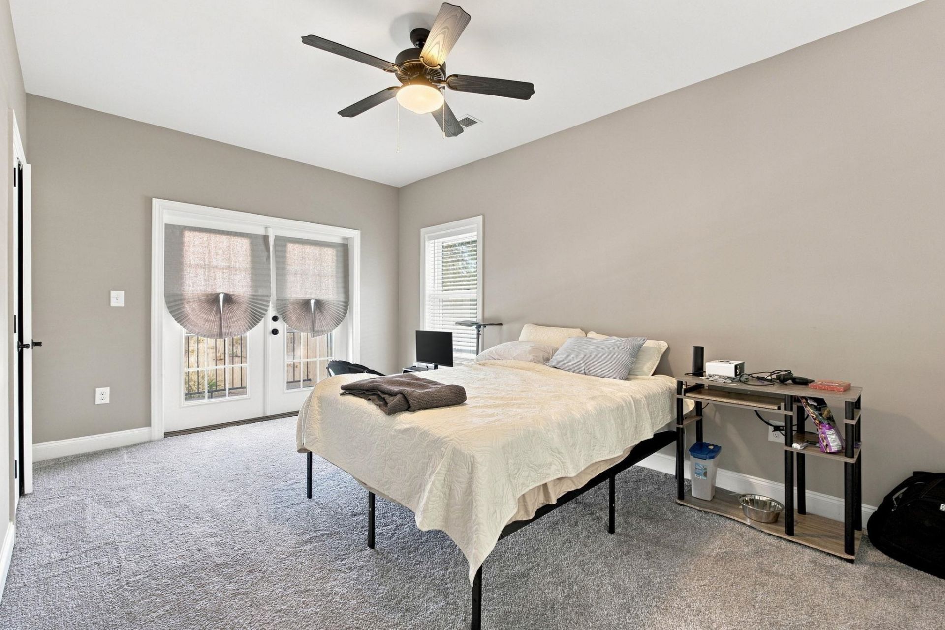 369 Saint Julian Ln. Photo 32