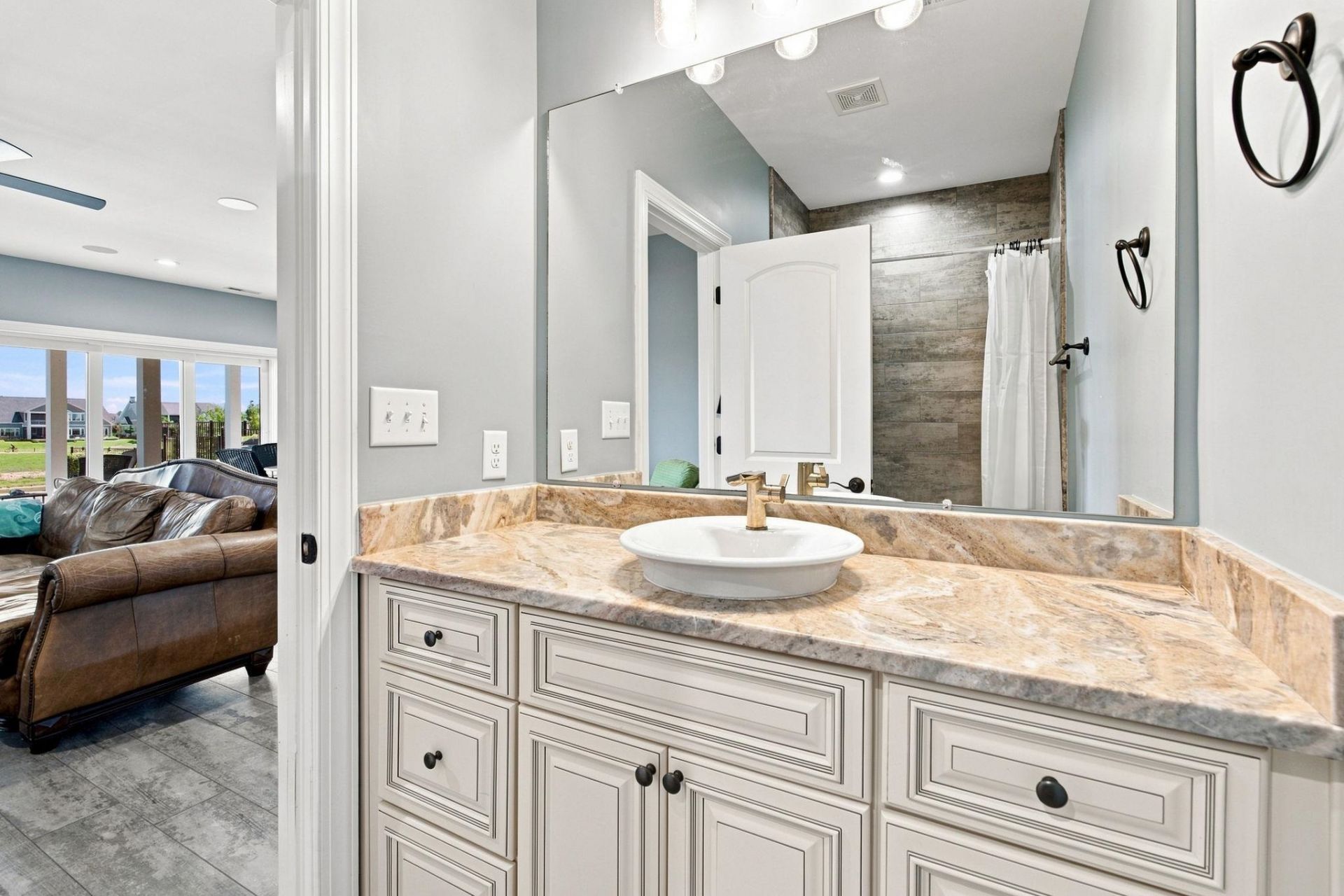 369 Saint Julian Ln. Photo 36