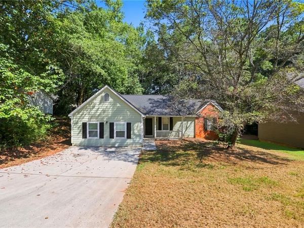 1586 Elizabeth Lane , Hampton, GA 30228