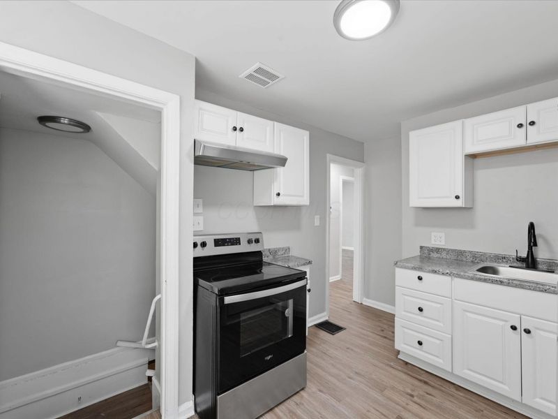 2246 W Mound Street, Columbus, OH 43223 Photo 9