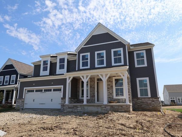 7266 Applewood Drive, Plain City, OH 43064