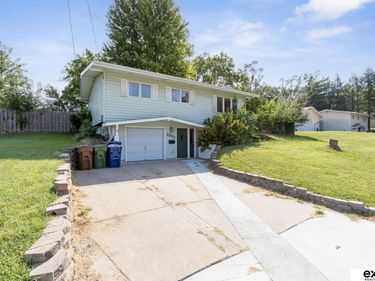 1303 Freeman Drive, Bellevue, NE 68005