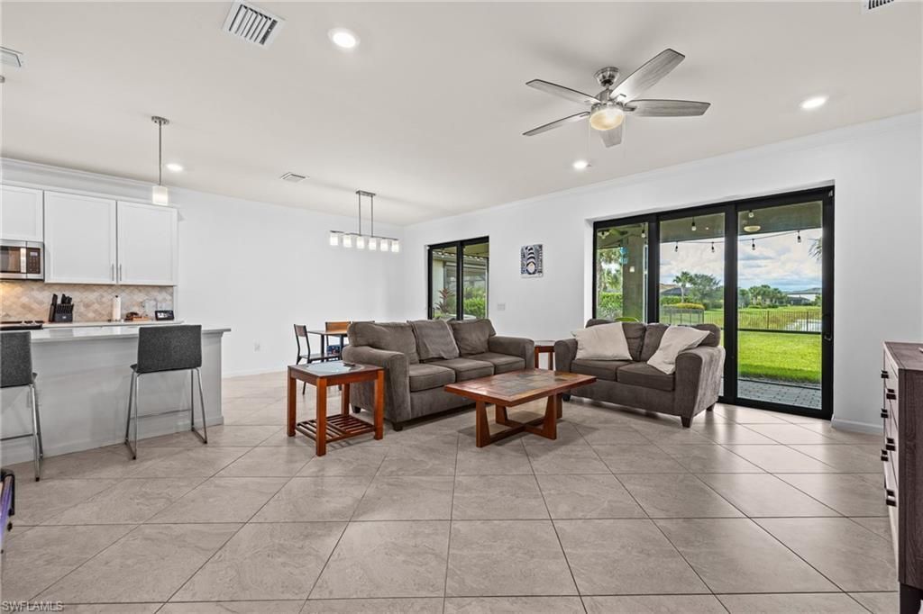 19608 Beechcrest Pl, Estero, FL 33928 Photo